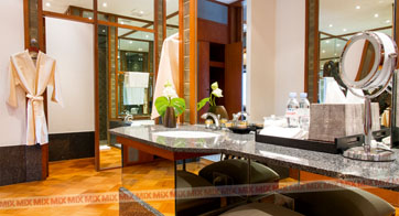 The Sukhothai Suite 